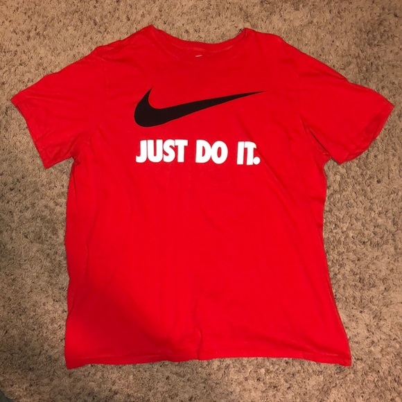 Men’s Nike t-shirts - Picture 3 of 3